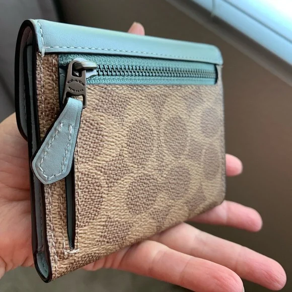Coach Wyn Small Wallet Aqua Signature Canvas Multi - Picture 11 of 13
